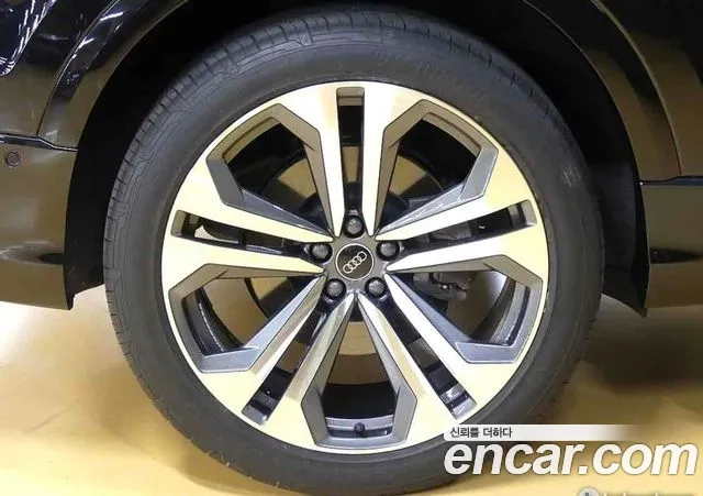 Audi Q8 (4M) id 2920302 из Кореи 18