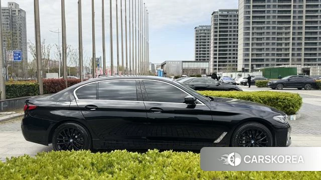 BMW 5 series PHEV id 4259302 из Китая 13