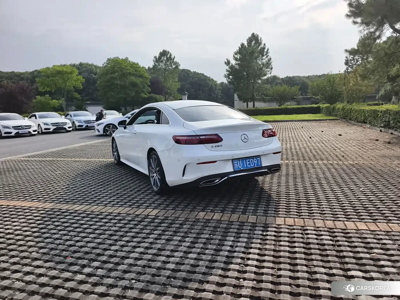 Mercedes-Benz E-Class id 4601944 из Китая 14