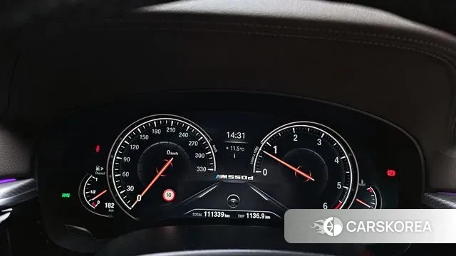 BMW 5 Series (G30) id 3455264 из Кореи 18