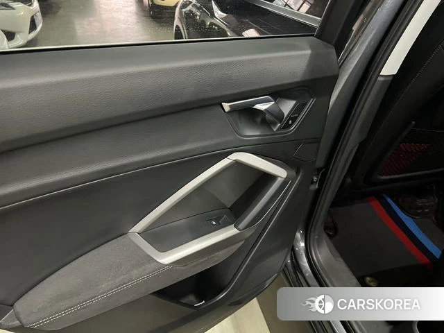 Audi Q3 id 4359239 из Китая 22