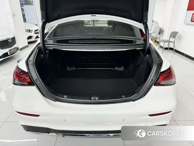 Mercedes-Benz E-class id 4297438 из Китая 15