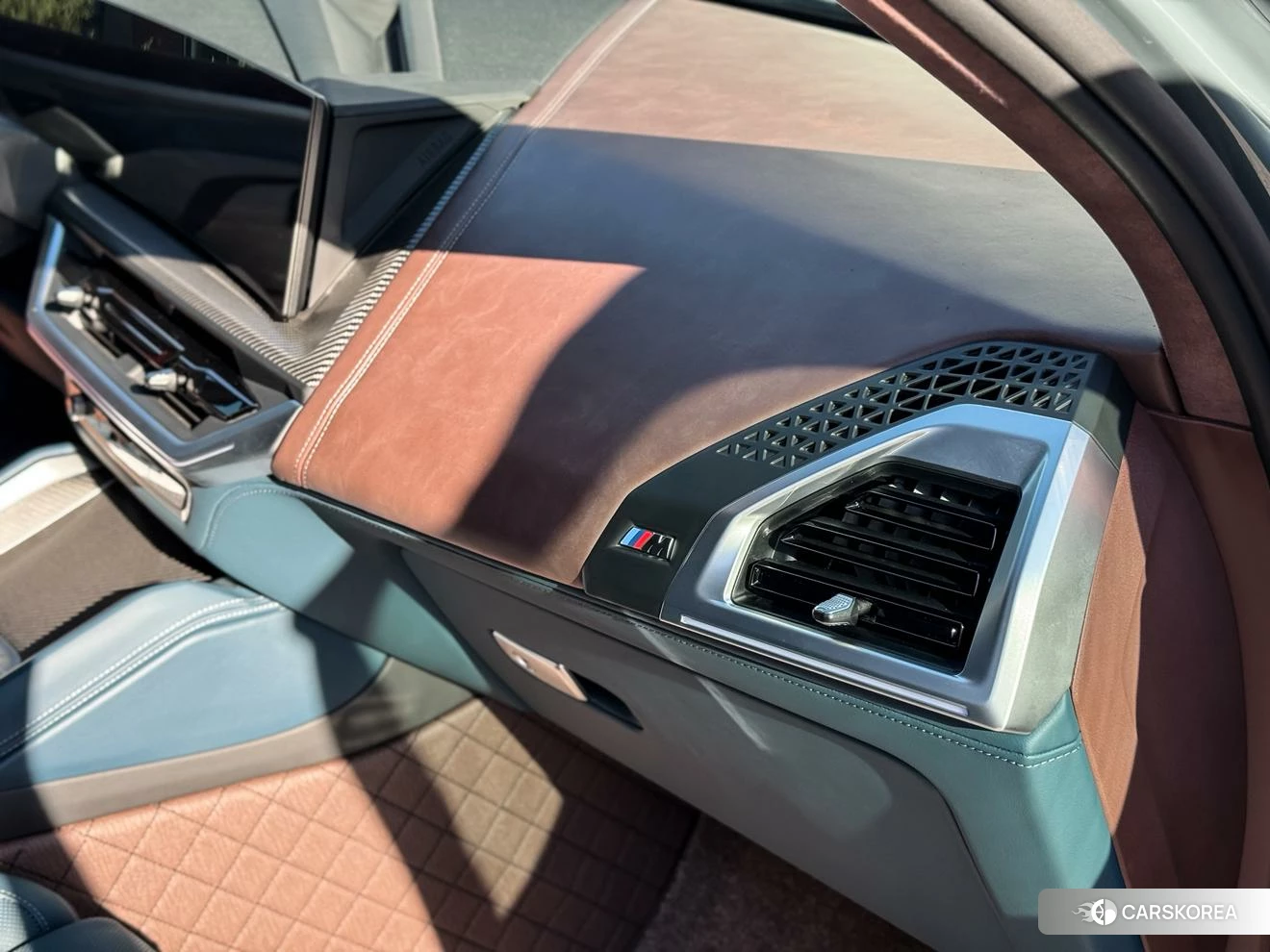 BMW XM id 4512684 из Китая 20
