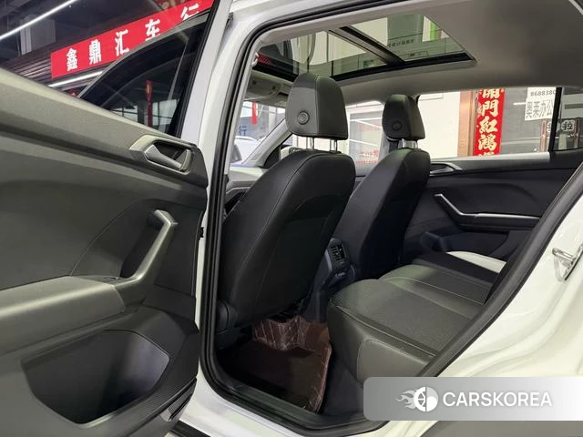 Volkswagen Exploring the shadow id 4341859 из Китая 11