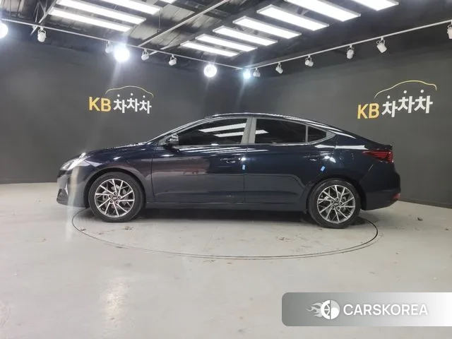 Hyundai The New Avante AD id 3709219 из Кореи 17