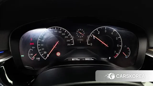 BMW 5 Series (G30) id 3469588 из Кореи 18