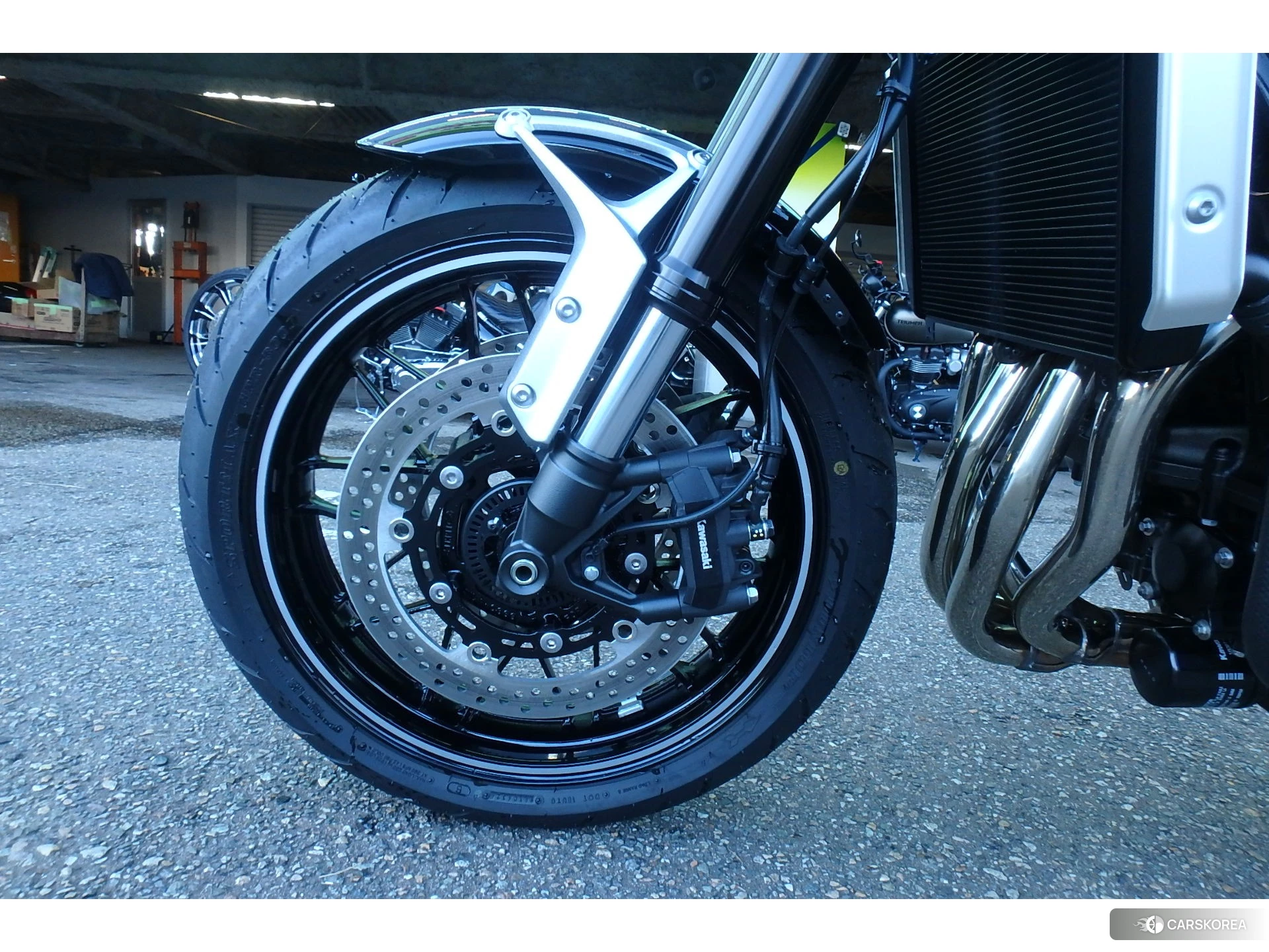 Kawasaki Z900RS id 4185344 из Японии 16