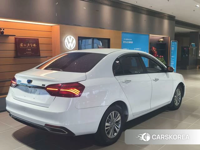 Geely Automobile Emgrand id 4221902 из Китая 12