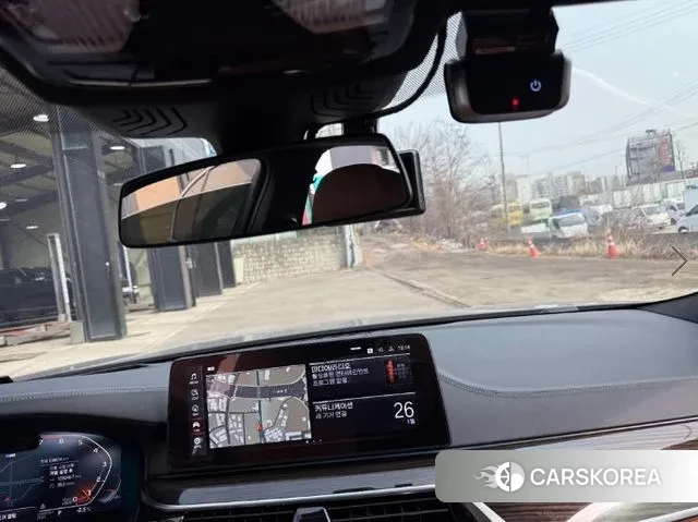 BMW 5 Series (G30) id 3621179 из Кореи 9