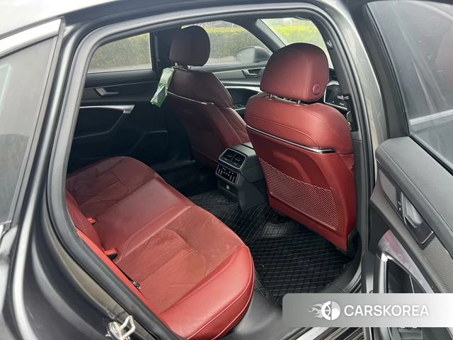 Audi A6L id 4359157 из Китая 8