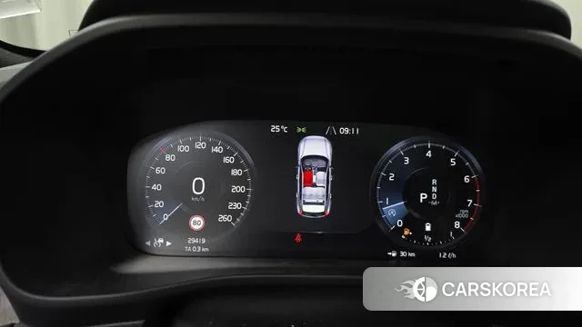 Volvo XC40 id 3238116 из Кореи 18