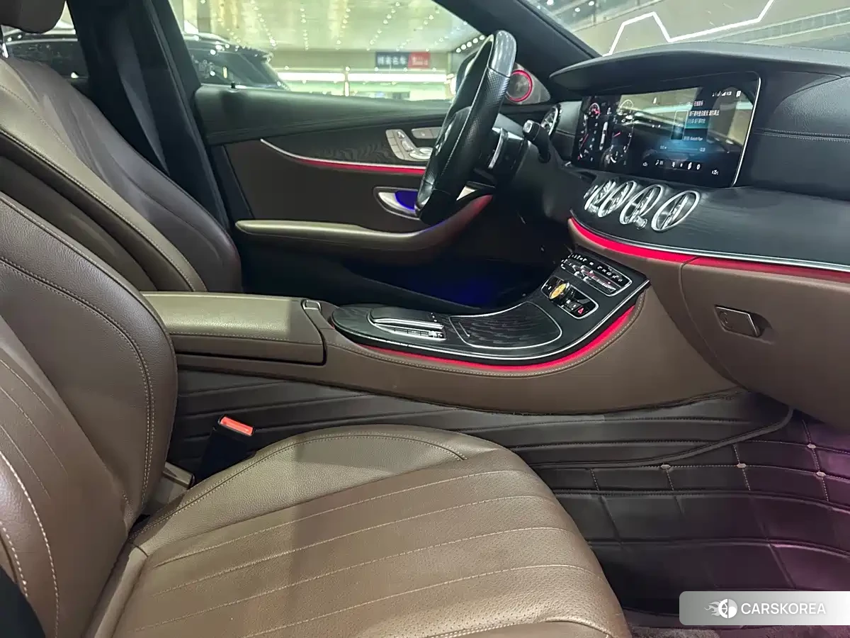 Mercedes-Benz E-Class id 4600664 из Китая 11