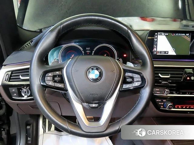 BMW 5 Series (G30) id 4781233 из Кореи 18
