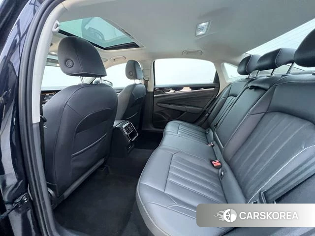 Volkswagen Passat id 4263085 из Китая 12