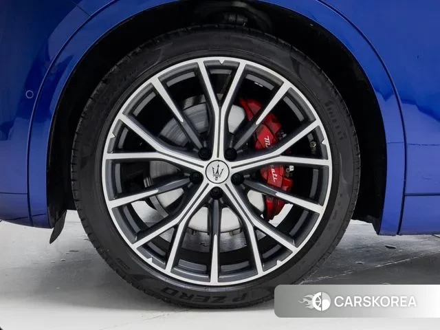 Maserati Grecale id 3512123 из Кореи 18