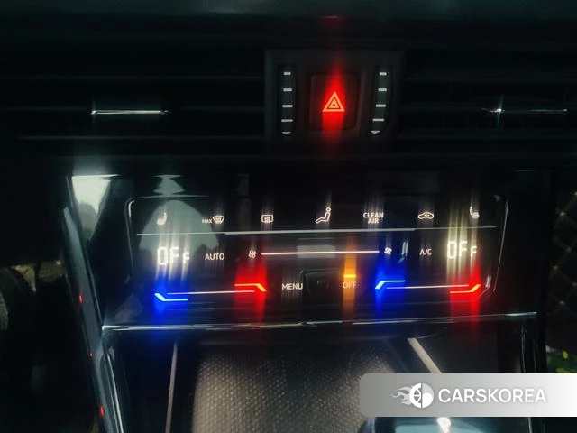 Volkswagen Passat id 4258313 из Китая 8