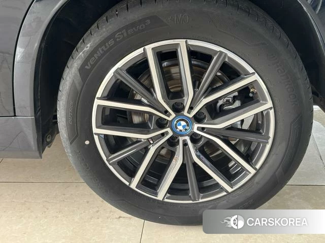 BMW iX1 id 4399901 из Китая 8