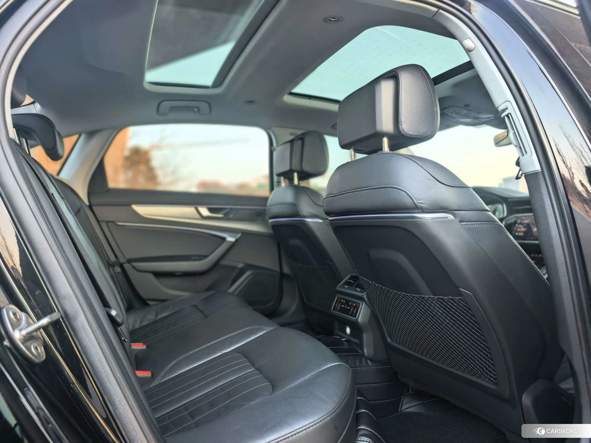 Audi A6L id 4512498 из Китая 18