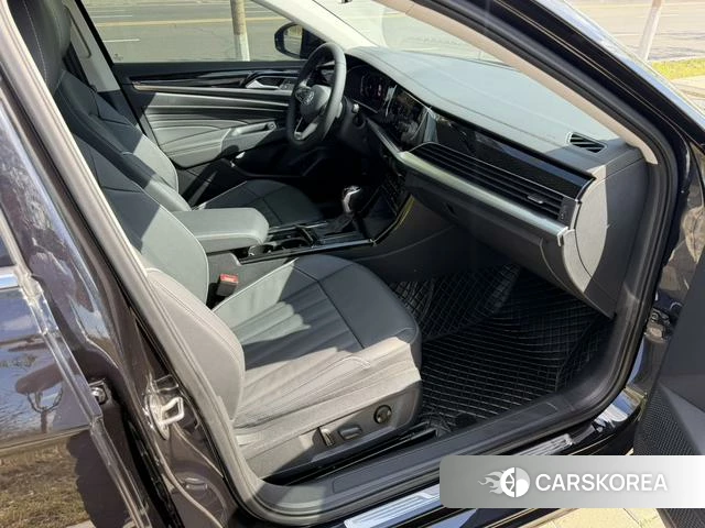 Volkswagen Passat id 4301472 из Китая 24