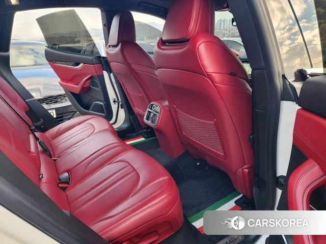 Maserati Levante id 4206725 из Кореи 18