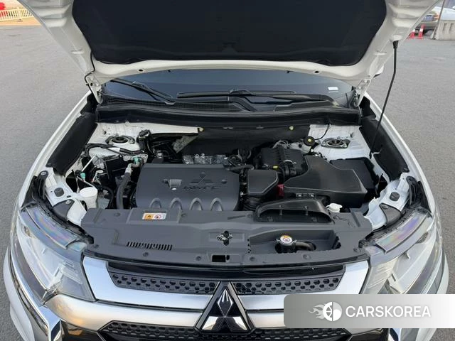 Mitsubishi  Outlander id 4209035 из Китая 14