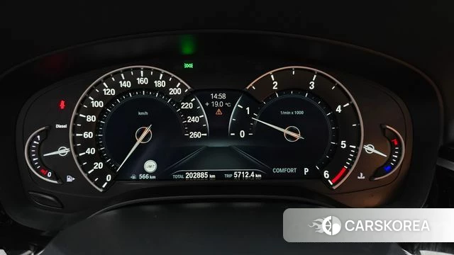 BMW 5 Series (G30) id 4286312 из Кореи 18
