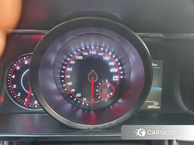 Hyundai Avante (CN7) id 3390284 из Кореи 16