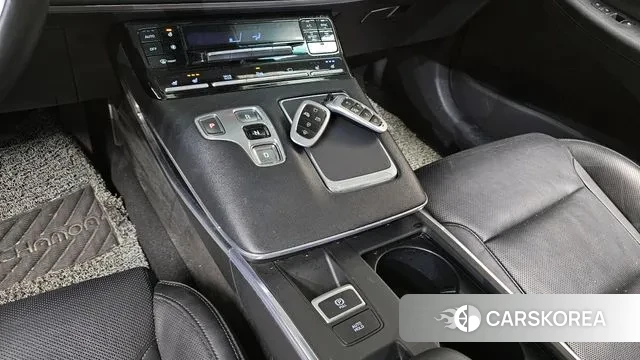 Hyundai The New Grandeur IG Hybrid id 3311938 из Кореи 18