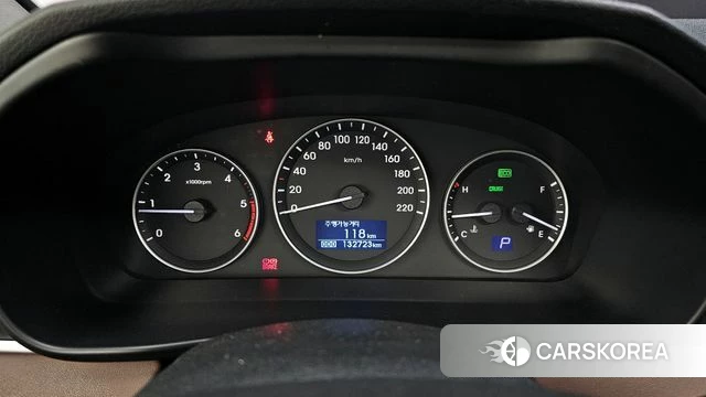 Hyundai The New Grand Starex id 4225716 из Кореи 32