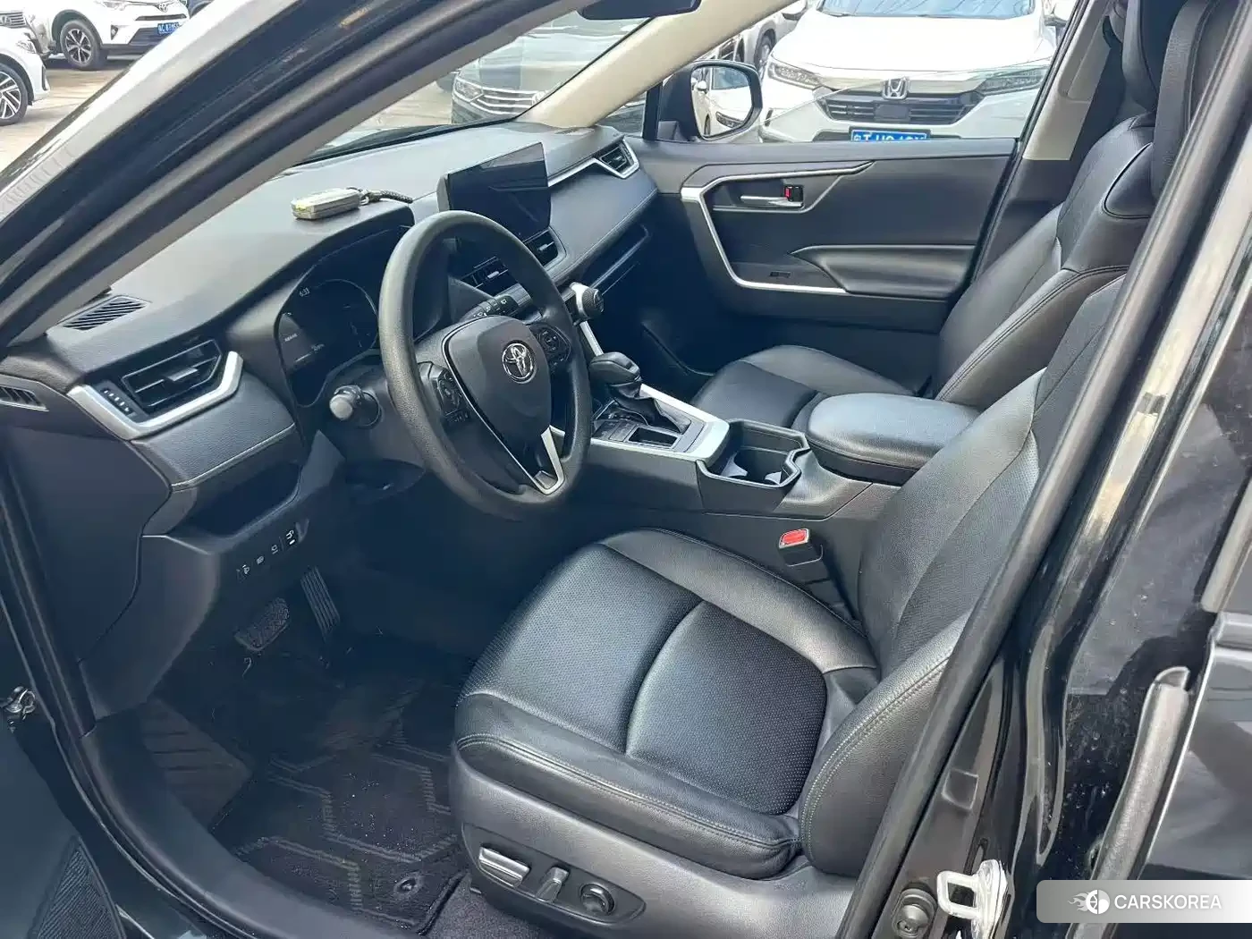 Toyota RAV4 id 4644403 из Китая 8