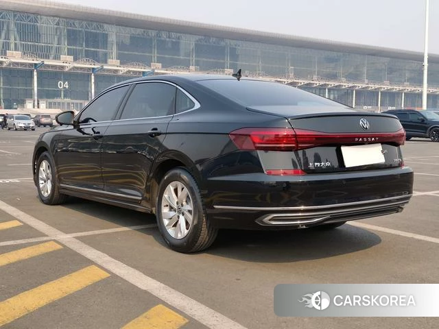 Volkswagen Passat id 4263135 из Китая 18