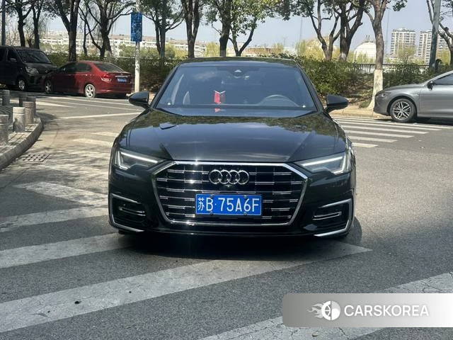 Audi A6L id 4278395 из Китая 10