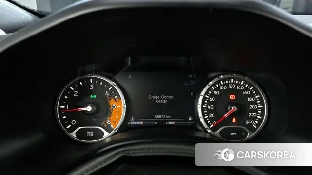 Jeep Renegade id 3703662 из Кореи 18