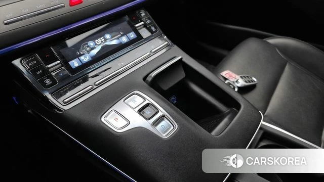 Hyundai The New Grandeur IG id 4268336 из Кореи 30