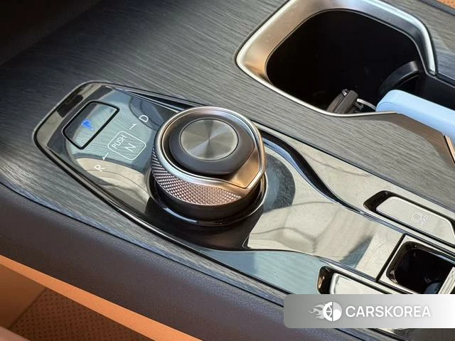 Lexus RZ id 4301801 из Китая 18