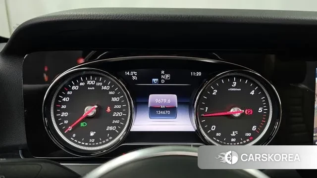 Mercedes-Benz E-Class W213 id 3474609 из Кореи 18