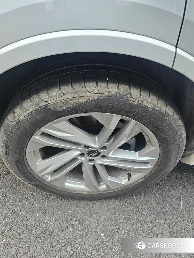 Audi Q7 (4M) id 3923383 из Кореи 12