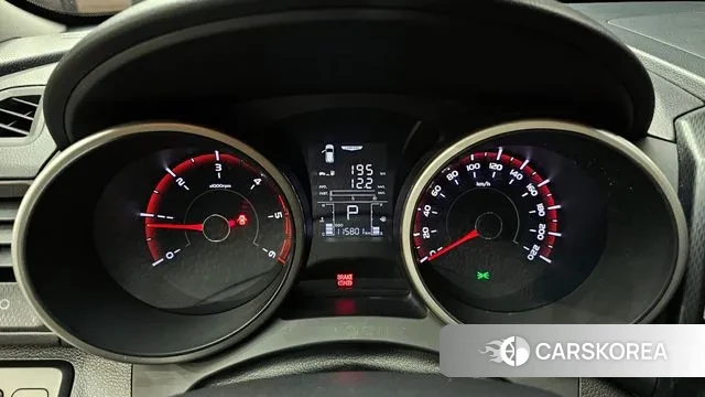 Ssangyong Tivoli Air id 3464913 из Кореи 18