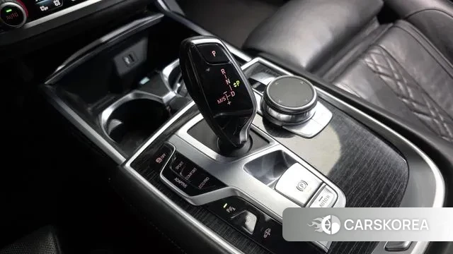 BMW 7 Series (G11) id 3742596 из Кореи 18