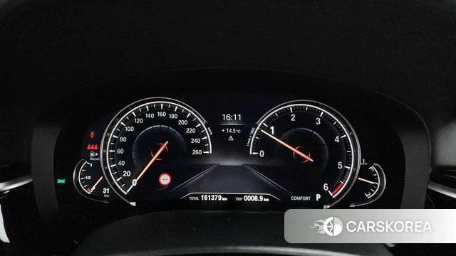 BMW 5 Series (G30) id 3853895 из Кореи 18