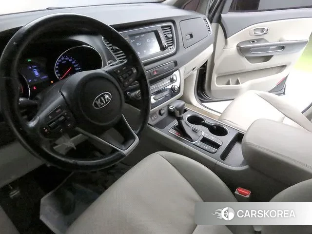 Kia The New Carnival id 3407745 из Кореи 18