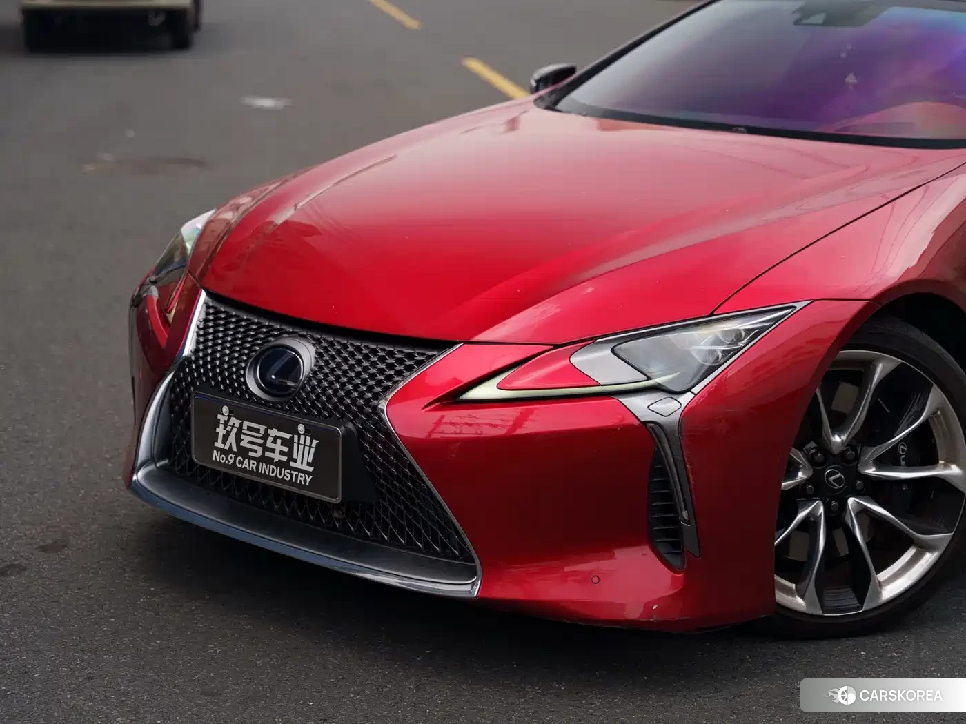 Lexus LC id 4559852 из Китая 15