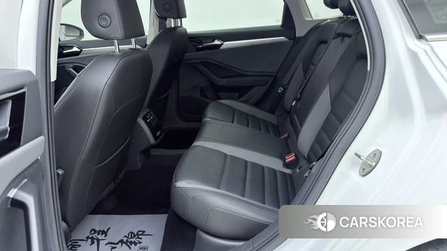 Volkswagen Sagitar id 4368286 из Китая 9