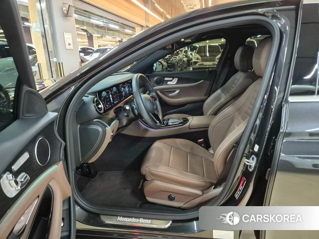 Mercedes-Benz E-Class W213 id 4635671 из Кореи 18