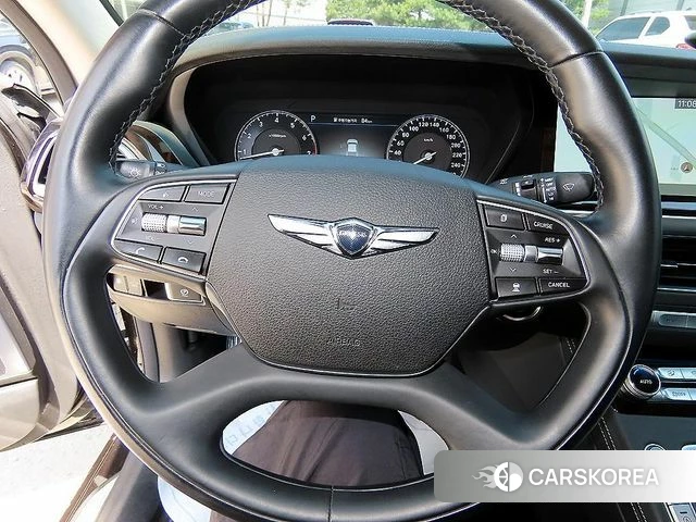 Genesis G90 id 3924823 из Кореи 18