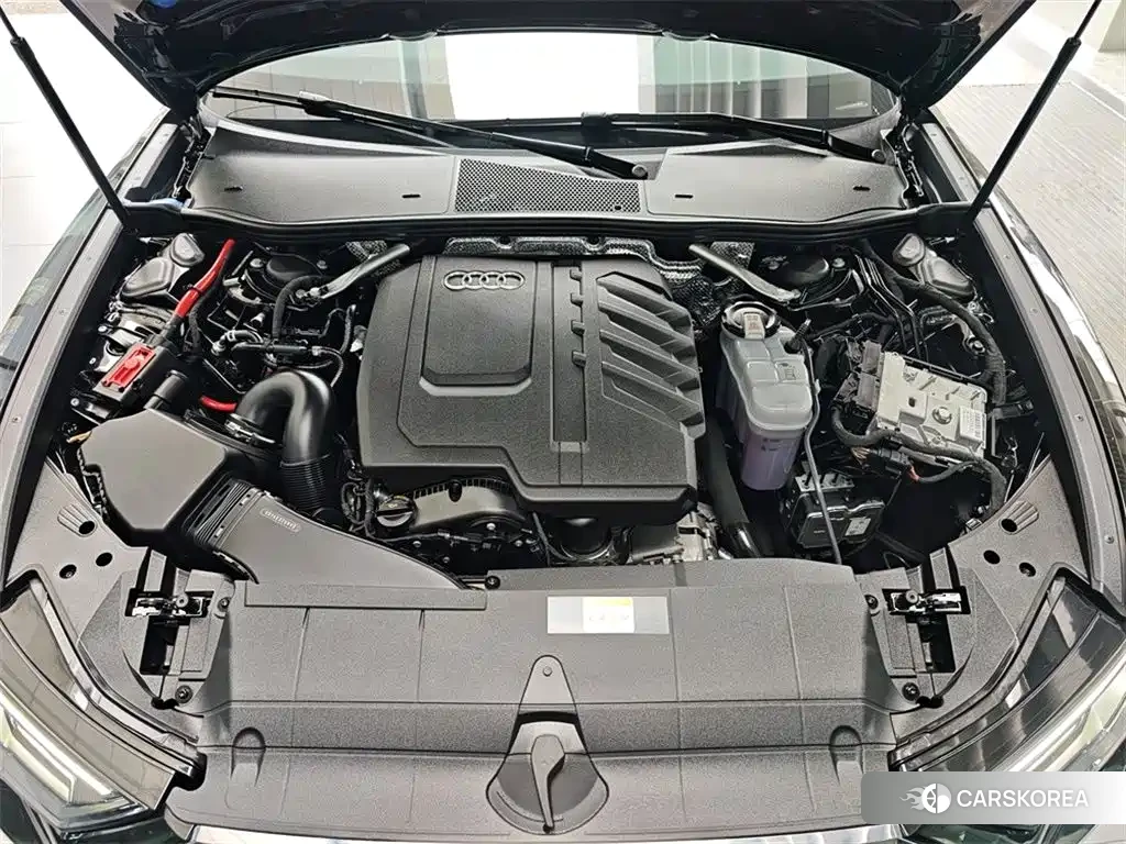 Audi A6L id 4538829 из Китая 14
