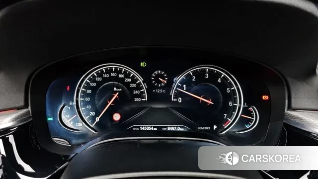 BMW 5 Series (G30) id 3391769 из Кореи 18