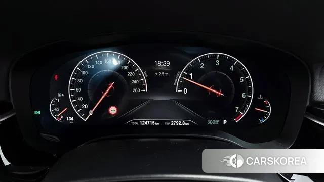 BMW 5 Series (G30) id 3557575 из Кореи 18