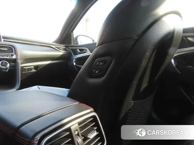 Genesis G70 id 3709173 из Кореи 17