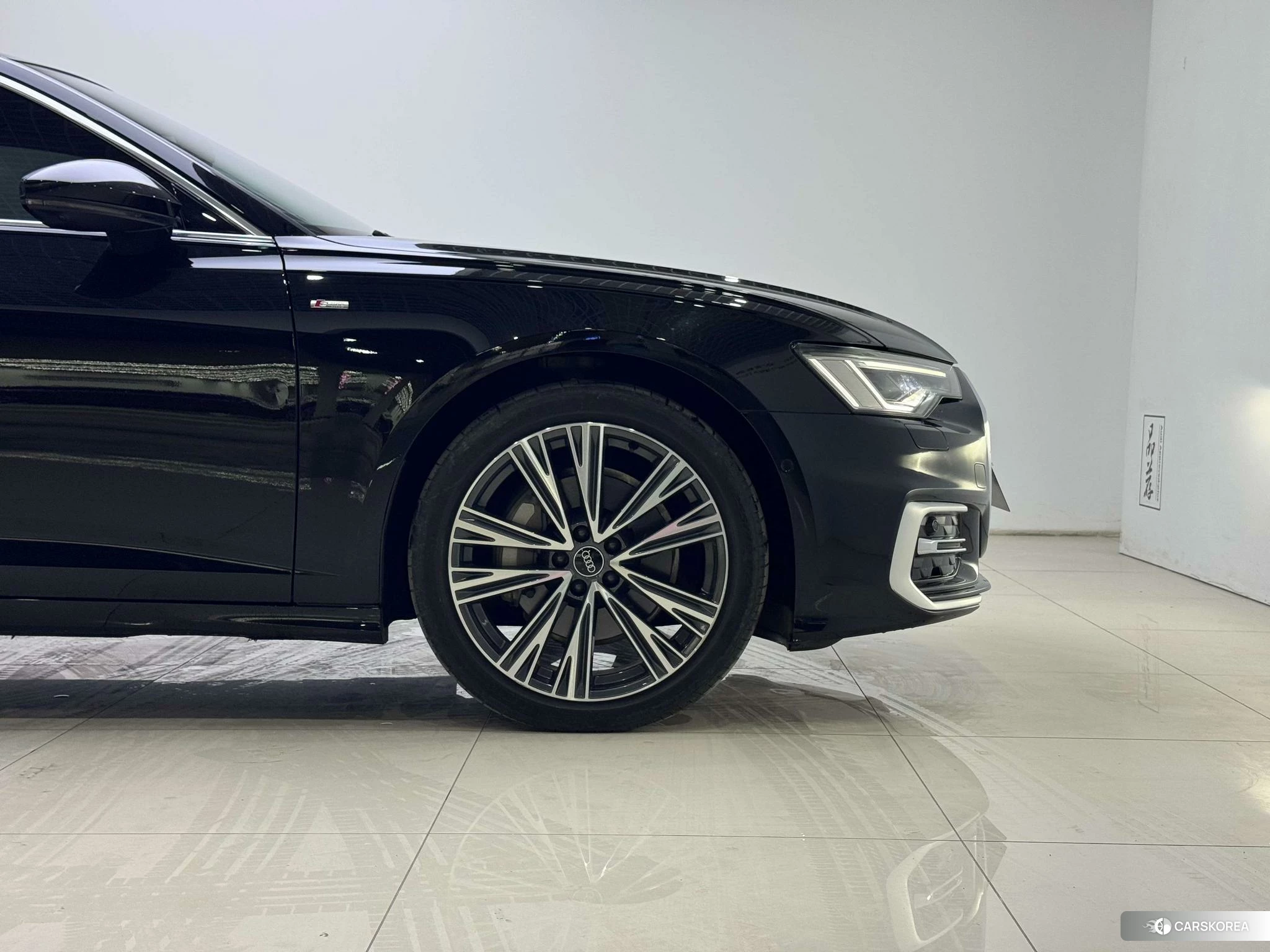 Audi A6L id 4440615 из Китая 15